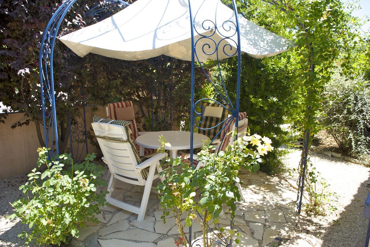 B&B Villa Viva Vitale Pierrevert Kültér fotó